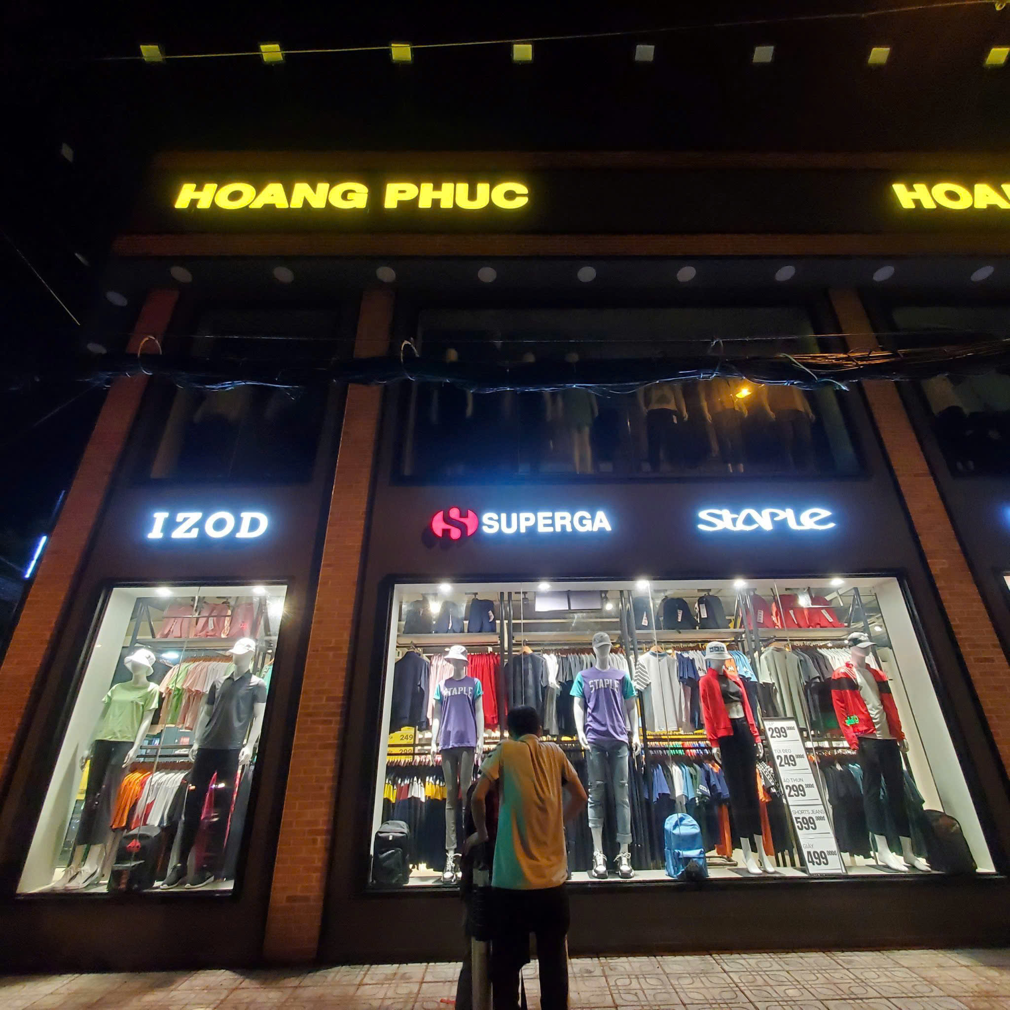 HOANG PHUC